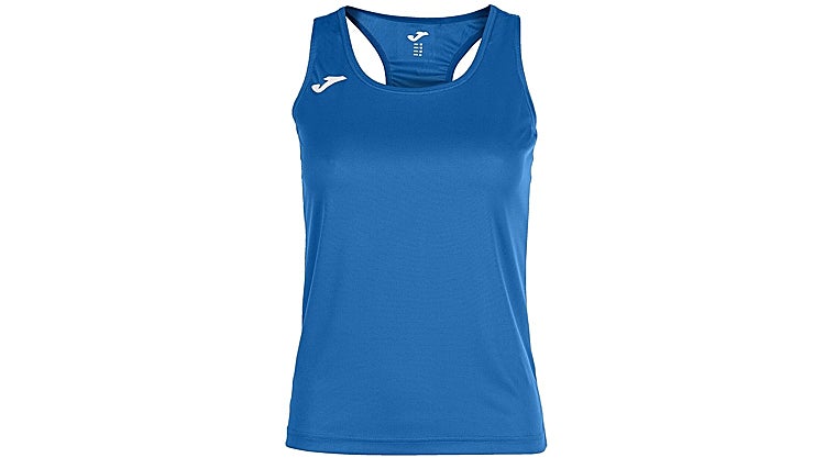 Ropa deportiva ligera y transpirable para entrenar con calor