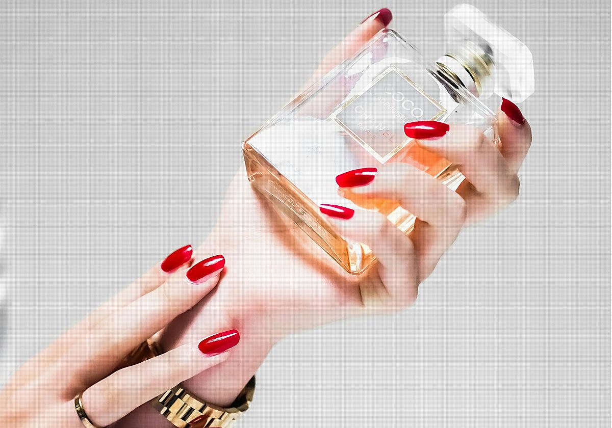 Los mejores perfumes low-cost para mujer