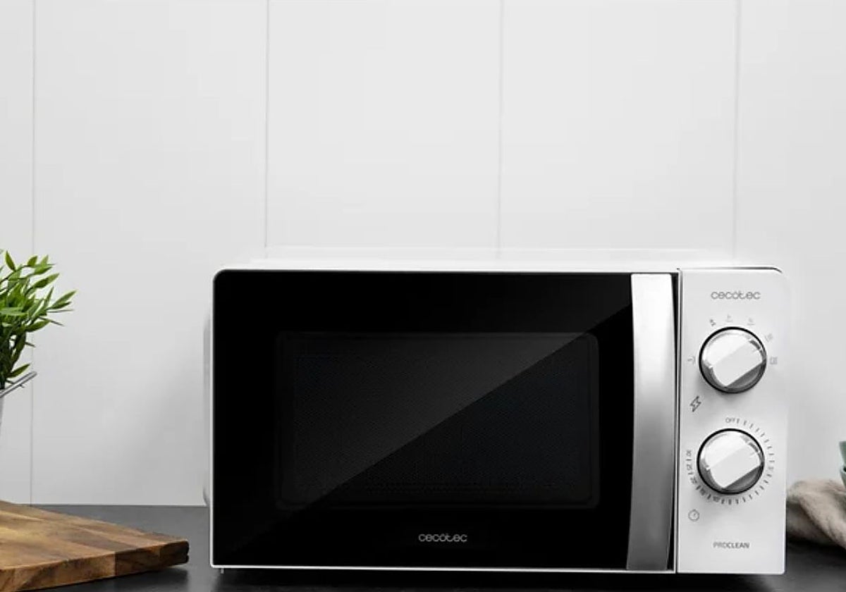 El microondas que toda cocina necesita y que ahora está tirado de precio en PcComponentes