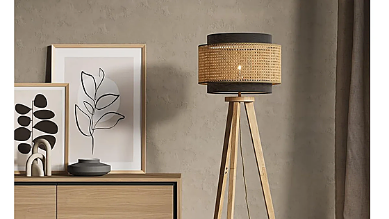Decora tus paredes con estilo: los cuadros imprescindibles de Leroy Merlín para el hogar