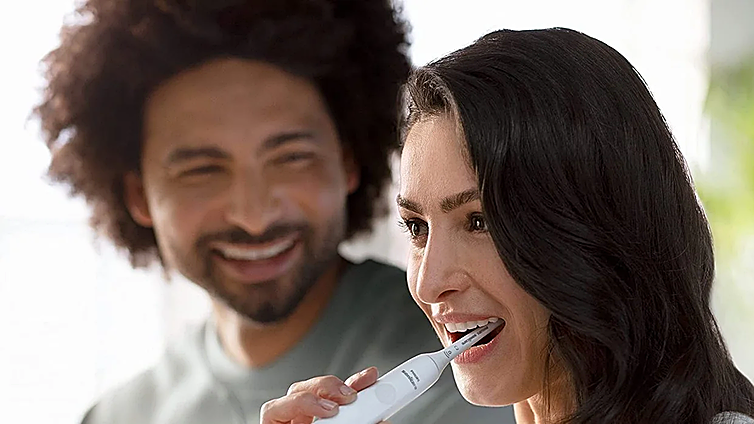 Consigue uno de los mejores cepillos eléctricos Oral B con un 31% de descuento en Amazon