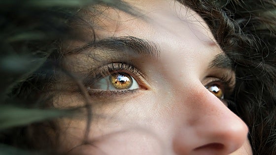Estos son los 5 productos que necesitas para eliminar ojeras, bolsas y párpados caídos