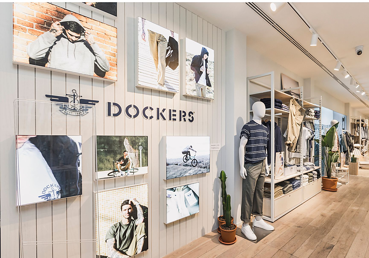 Ni aprietan ni se arrugan: los Dockers más cómodos para trabajar están al 59%