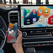 Esta pantalla convierte cualquier coche en uno moderno: CarPlay, GPS y control por voz por menos de 50 euros