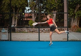 La pala de pádel Bullpadel Game Ctr, ahora a mitad de precio en Black Friday