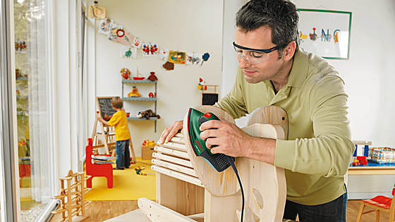 La Bosch que muchos están usando para lijar muebles, puertas y esquinas sin esfuerzo ni vibraciones raras