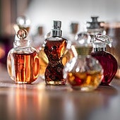 Qué perfumes de mujer y hombre comprar este Black Friday 2025