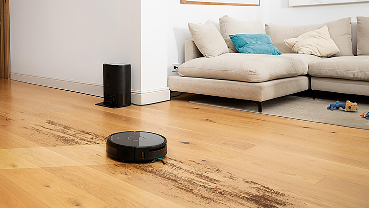 Un robot aspirador que barre y friega sin líos: el modelo de Cecotec que cae a menos de 100 euros en el Black Friday de Amazon