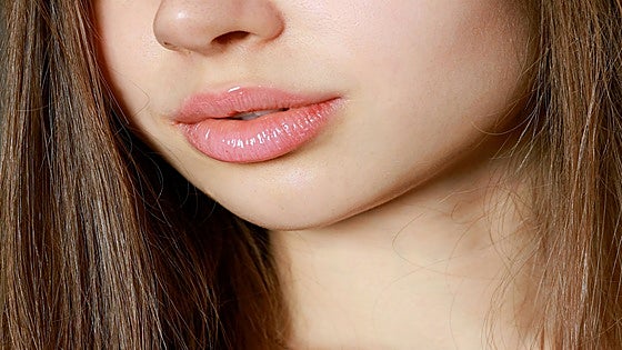 Protectores labiales con ingredientes naturales y eficacia probada