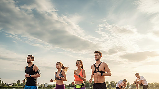 Los 5 mejores relojes deportivos por menos de 100 euros: hay vida más allá de Garmin, Suunto, Coros y Polar