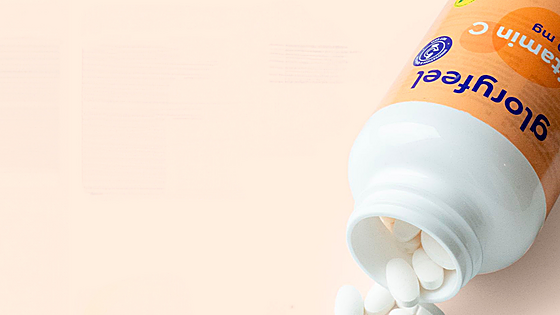 Fortalece tu sistema inmunitario y la formación natural de colágeno con el suplemento de Vitamina C de Gloryfeel, de oferta en Amazon
