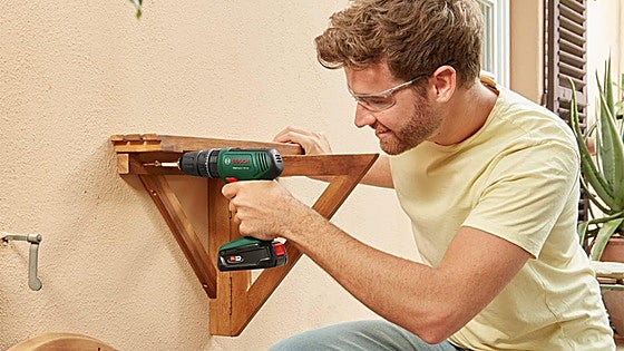 Taladro atornillador Bosch EasyDril con sistema de bateria 12 V al 43% de descuento