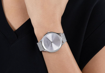 Este reloj de Calvin Klein es el regalo perfecto de San Valentín para ella y ahora tiene un 60% de descuento en Amazon