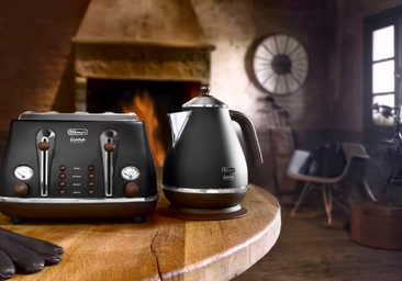 Si necesitas una tetera eléctrica, no puedes perderte este modelo de De'Longhi, de oferta en Amazon: elegante, potente y ahora más barata
