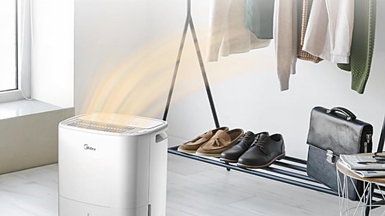 Fiesta de ofertas de primavera de Amazon: descubre el deshumidificador MIDEA 12L con un 19% de descuento y desinfecta y hogar mejorando el confort