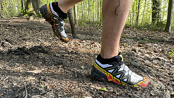 Salomon se pasa el juego: hasta un -44% en las zapatillas que dominan senderos y montaña