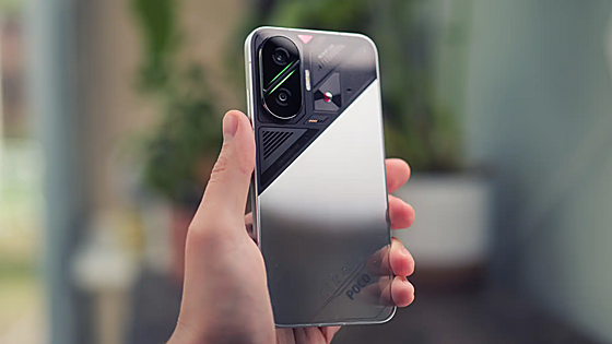 El móvil más vendido en el aniversario de AliExpress: el POCO F7 con Snapdragon 8S y un -46%