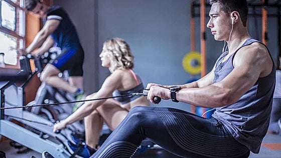 El aparato que convierte tu casa en un gimnasio, silencioso, con 16 niveles y ahora es un chollo