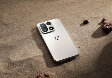 No es un móvil cualquiera, es el OnePlus 15: el smartphone tope de gama rebajado 350 euros
