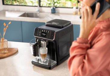 Ahorra más de 100€ en esta cafetera Philips: potente y versátil, ahora con descuento en MediaMarkt