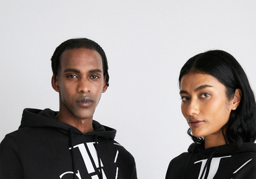 Lo esencial de Calvin Klein ahora cuesta menos: 5 prendas que solucionan outfits y tienen un -59%