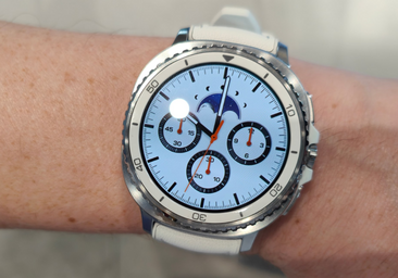 Ofertas AliExpress en abril: consigue el doble descuento en el Samsung Galaxy Watch8 Classic y llévatelo por menos de 200€