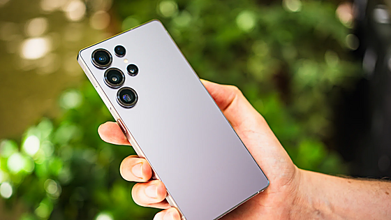 Este tope de gama ya cae a menos de 900 euros: el Galaxy S25 Ultra ahora es más fácil de comprar