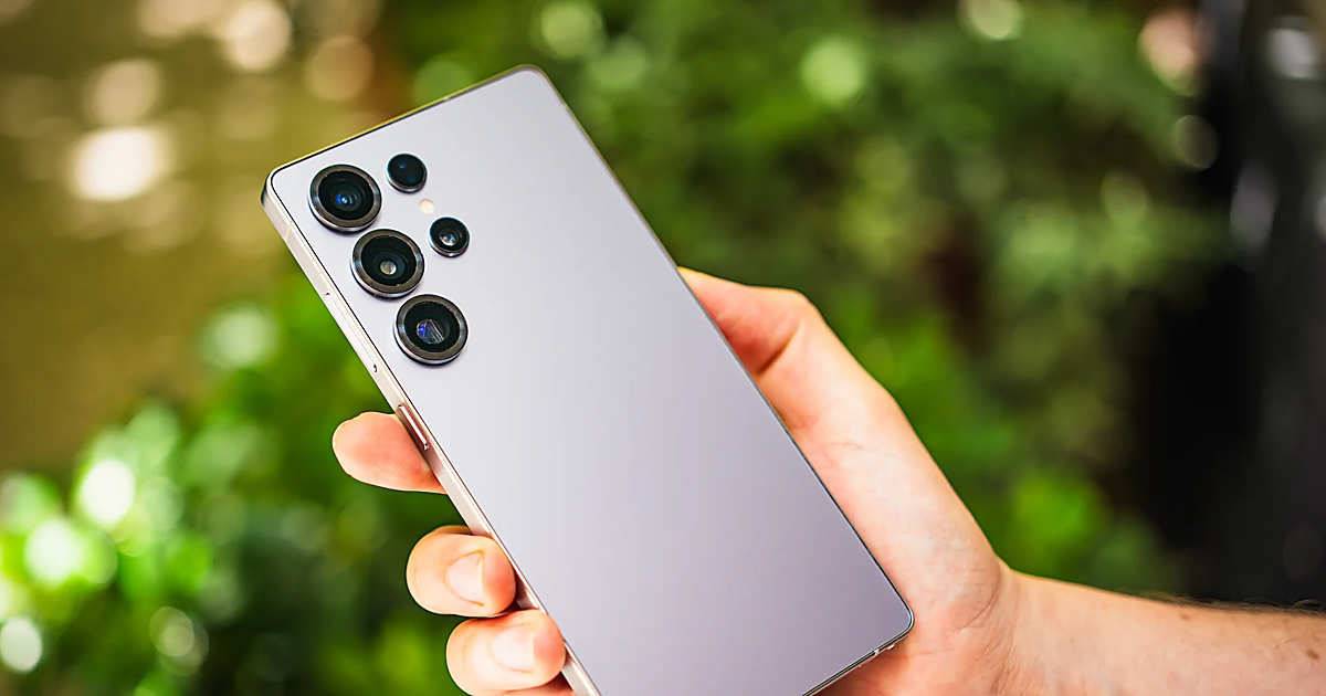 Este tope de gama ya cae a menos de 900 euros: el Galaxy S25 Ultra ahora es más fácil de comprar