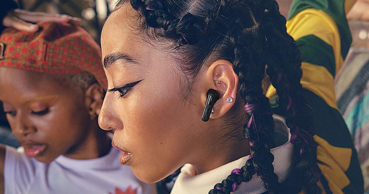 Sonido JBL sin vaciar la cartera: cinco auriculares que cumplen en todo por menos de 80 euros