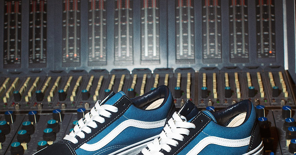 Comodidad y cero complicaciones: Vans rebajadas perfectas para darle estilo al pie en primavera