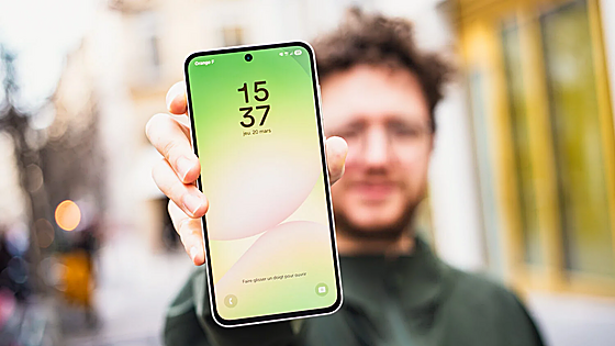 Ya no tienes excusas: el Samsung Galaxy A56 cae a mitad de precio y es el chollo del mes