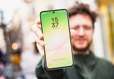 Ya no tienes excusas: el Samsung Galaxy A56 cae a mitad de precio y es el chollo del mes