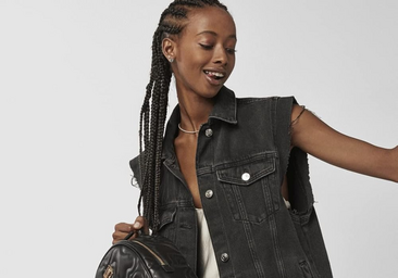 Elegancia, comodidad y 50€ de descuento: la mochila Tous es ideal para mamá