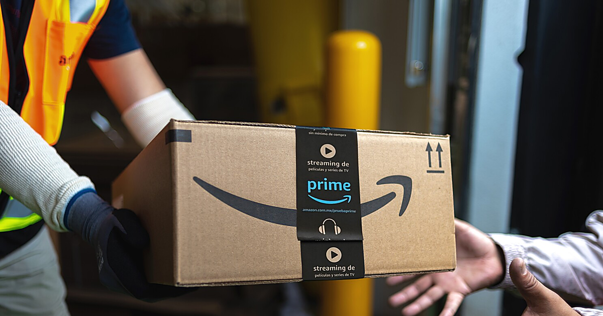 Today’s Best Amazon Deals: Up to 70% Off on Top Brands Including Levi’s, Columbia, Skechers, and Garmin (April 23–24)