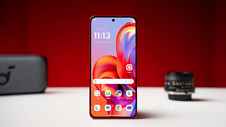 El Motorola que yo compraría por menos de 150 euros: fluido, elegante y con batería para aburrir