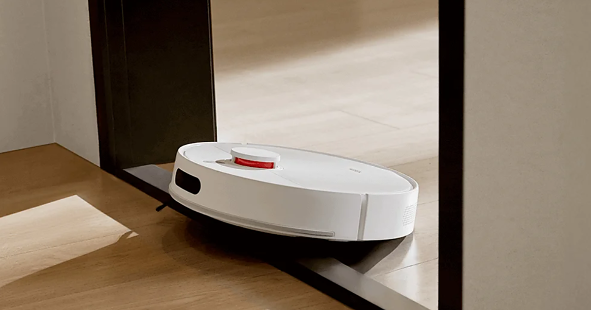 Los 5 mejores robots aspiradores para casas con mascotas: expertos en recoger pelo de perro y gato