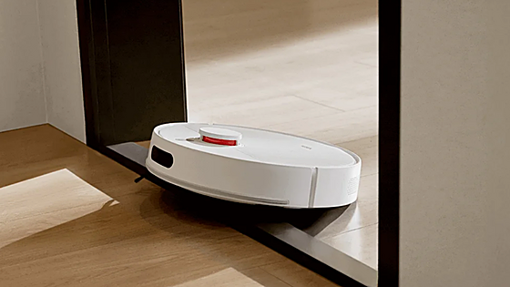 Los 5 mejores robots aspiradores para casas con mascotas: expertos en recoger pelo de perro y gato