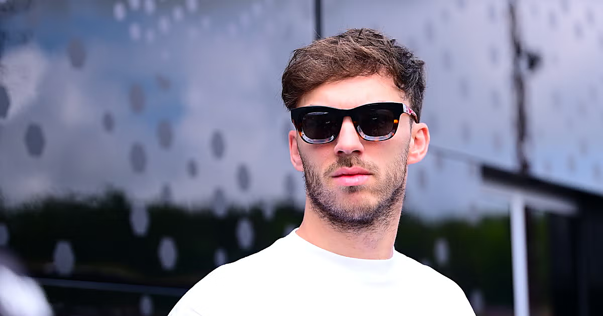 Ray-Ban, Hawkers y más: las gafas de sol que mejoran cualquier look esta primavera-verano