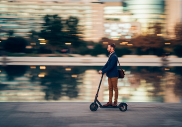 Menos gasolina y más libertad: todo el mundo quiere utilizar patinetes eléctricos en la ciudad