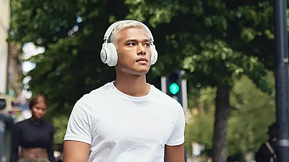 Estos 7 auriculares no son Sony ni Apple pero sí ideales para desconectar y escuchar música