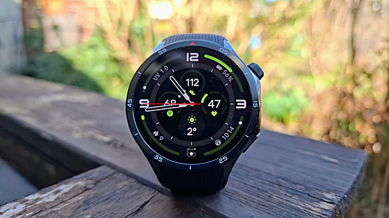 GPS, NFC, Wear OS y 60 horas de batería, y lo mejor de todo es el precio de este OnePlus Watch 3