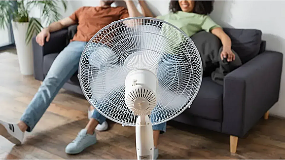 El aire acondicionado dispara la factura, estos ventiladores te quitan el calor a mitad de precio