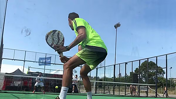 Control, potencia o equilibrio: Padel Nuestro rebaja palas hasta un -40% según cómo juegues