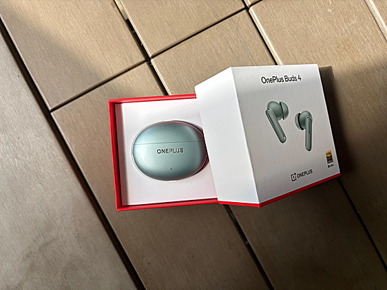Sonido de gama alta a precio de básico: los OnePlus Buds 4 compiten de tú a tú con Sony y Apple