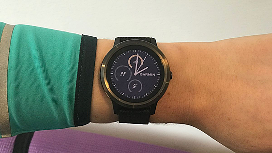 Salgo a correr tres veces por semana y el Garmin Venu 3S es lo que llevo en la muñeca