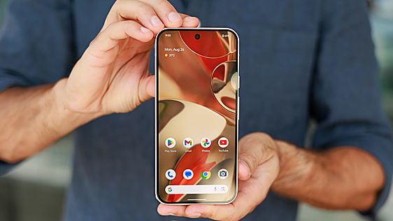 El móvil ideal para hacer fotos de noche como un pro: Google Pixel 9 cae hoy a precio de saldo