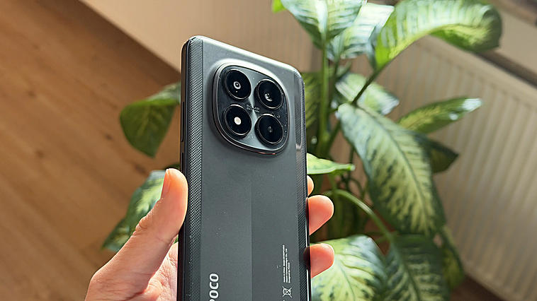 Buena batería, sello Xiaomi y precio de básico: así rinde el POCO M8 con IP69K en gama media