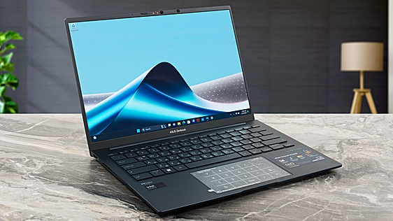 Los descuentos de ASUS que arrasan en Prime Day: tres portátiles y un monitor QD-OLED rebajados