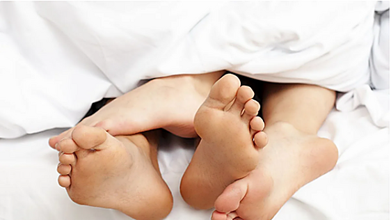Los juguetes sexuales más refrescantes del verano: 5 opciones para disfrutar en solitario o en pareja