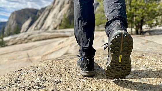 Las Columbia Crestwood bajan a 60 euros: impermeables para la montaña y el día a día